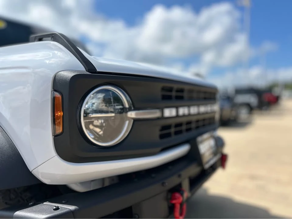 2025 Ford Bronco 6th Gen - Image 8 of 15