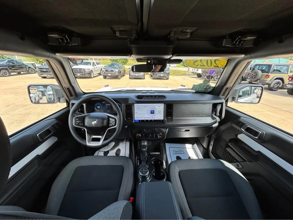2025 Ford Bronco 6th Gen - Image 12 of 15