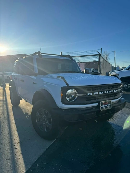 2025 Ford Bronco 6th Gen - Image 4 of 11