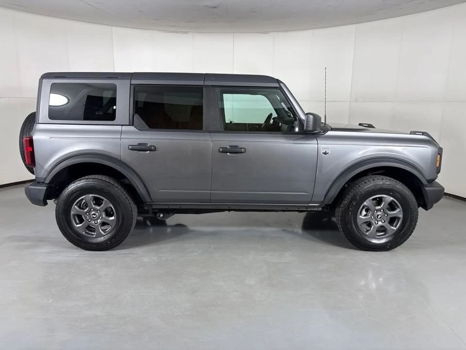 2025 Ford Bronco 6th Gen - Image 9 of 20