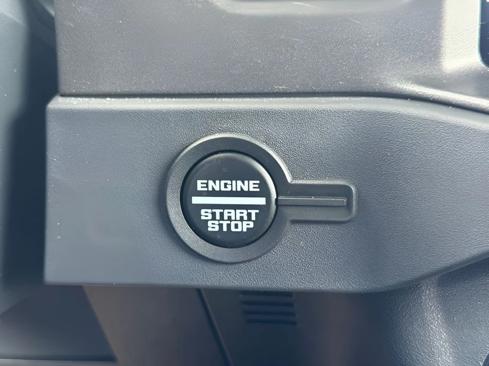 2025 Ford Bronco 6th Gen - Image 21 of 31