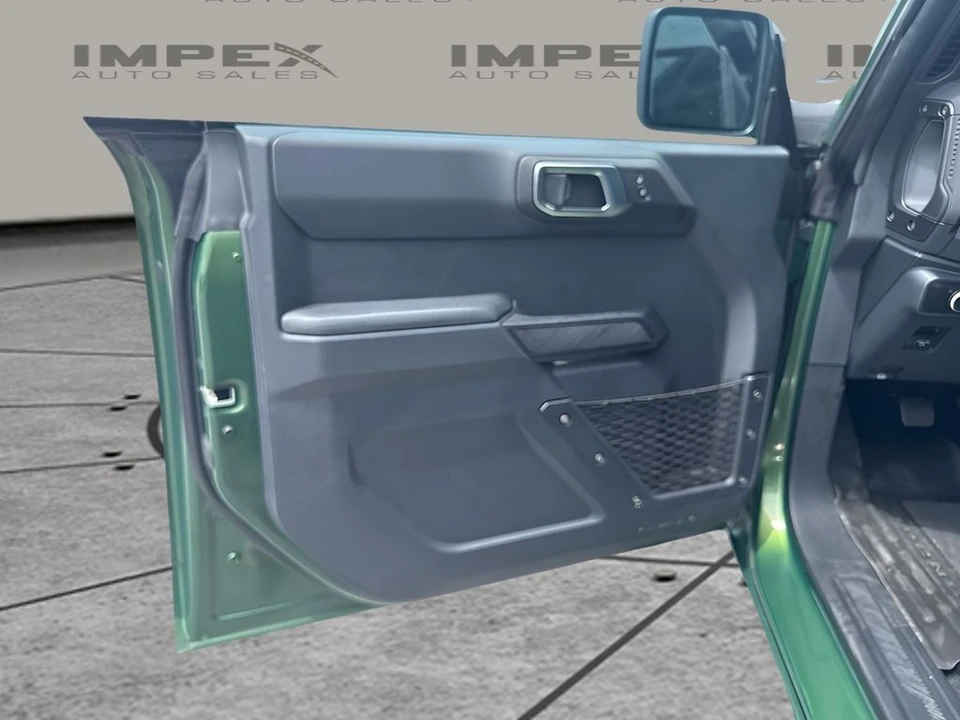 2025 Ford Bronco 6th Gen - Image 24 of 31