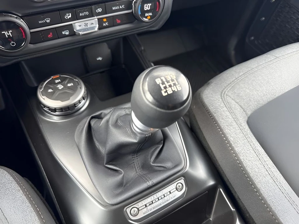 2025 Ford Bronco 6th Gen - Image 8 of 24