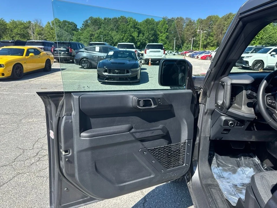2025 Ford Bronco 6th Gen - Image 24 of 31
