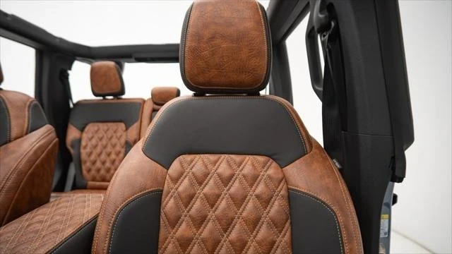 2025 Ford Bronco 6th Gen - Image 17 of 20