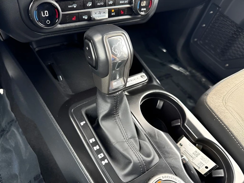 2025 Ford Bronco 6th Gen - Image 15 of 31