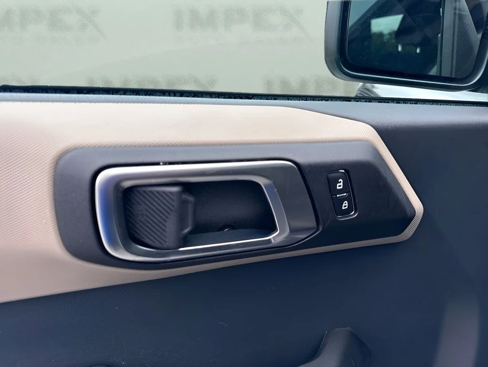 2025 Ford Bronco 6th Gen - Image 25 of 31