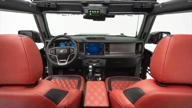 2025 Ford Bronco 6th Gen - Image 20 of 21