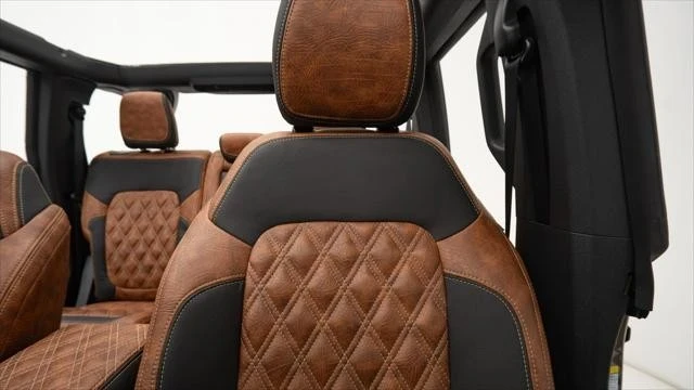 2025 Ford Bronco 6th Gen - Image 15 of 20