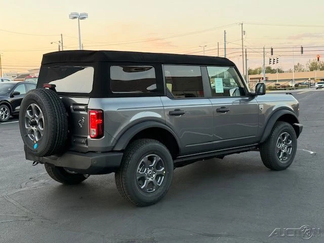 2025 Ford Bronco 6th Gen - Image 6 of 12
