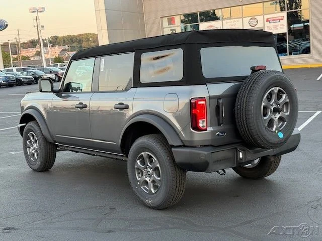 2025 Ford Bronco 6th Gen - Image 3 of 12