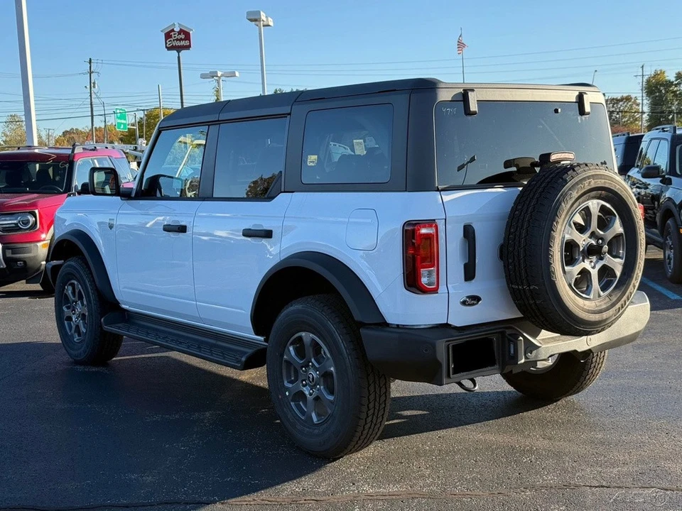 2025 Ford Bronco 6th Gen - Image 3 of 12