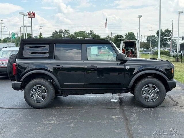 2025 Ford Bronco 6th Gen - Image 7 of 12