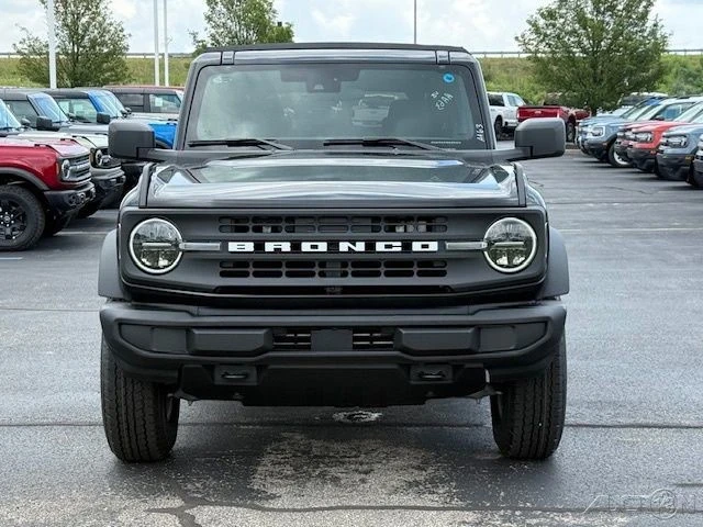 2025 Ford Bronco 6th Gen - Image 10 of 12