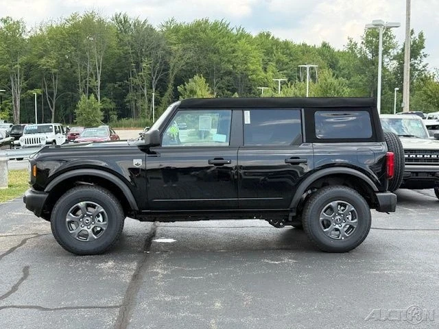 2025 Ford Bronco 6th Gen - Image 2 of 12