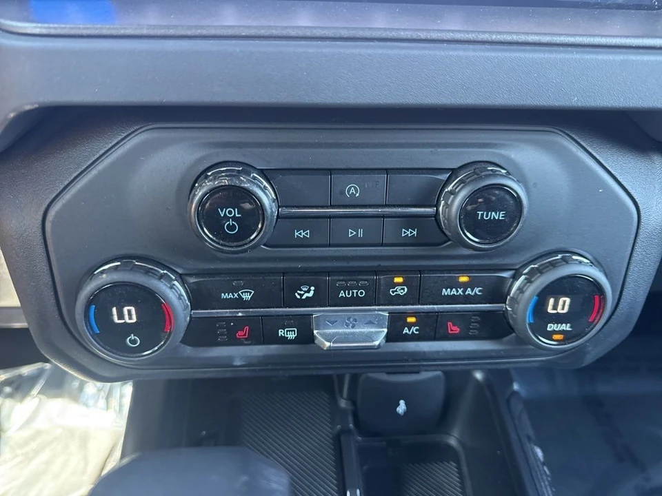 2025 Ford Bronco 6th Gen - Image 22 of 31