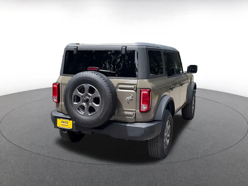 2025 Ford Bronco 6th Gen - Image 17 of 31