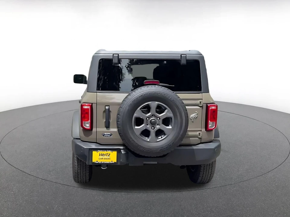 2025 Ford Bronco 6th Gen - Image 14 of 31