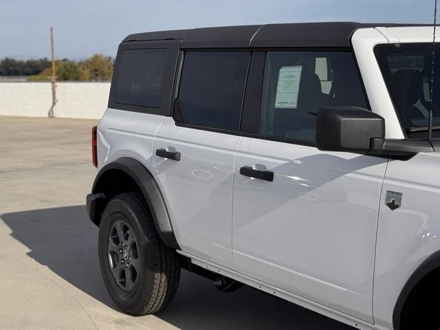 2025 Ford Bronco 6th Gen - Image 5 of 12