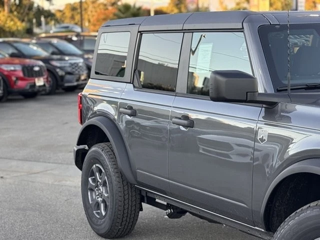 2025 Ford Bronco 6th Gen - Image 5 of 12