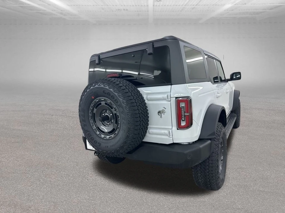 2025 Ford Bronco 6th Gen - Image 10 of 12