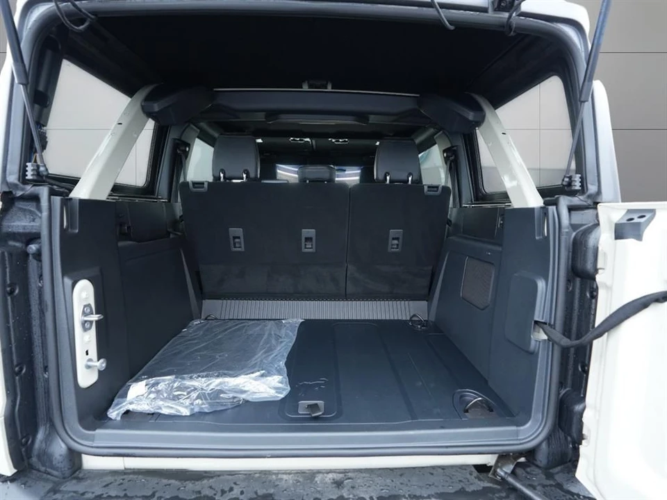 2025 Ford Bronco 6th Gen - Image 20 of 21