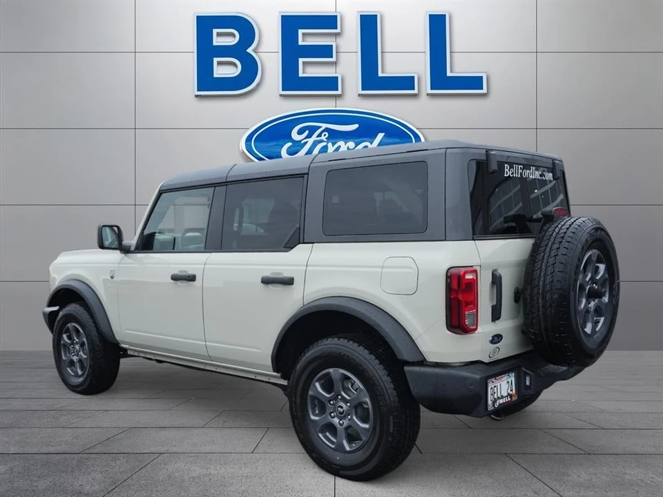 2025 Ford Bronco 6th Gen - Image 9 of 21