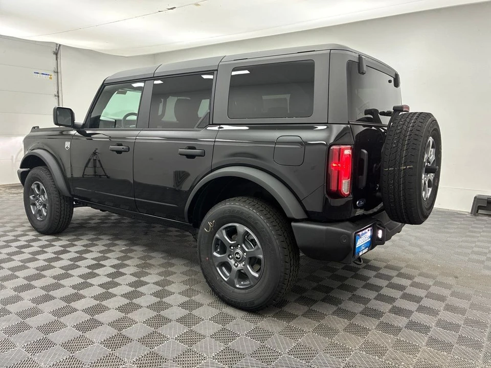 2025 Ford Bronco 6th Gen - Image 8 of 12