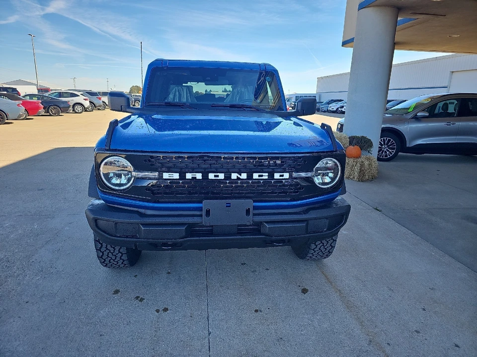 2025 Ford Bronco 6th Gen - Image 3 of 21