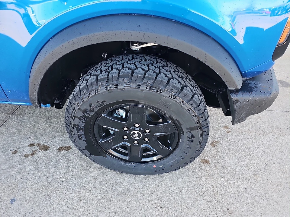 2025 Ford Bronco 6th Gen - Image 4 of 21