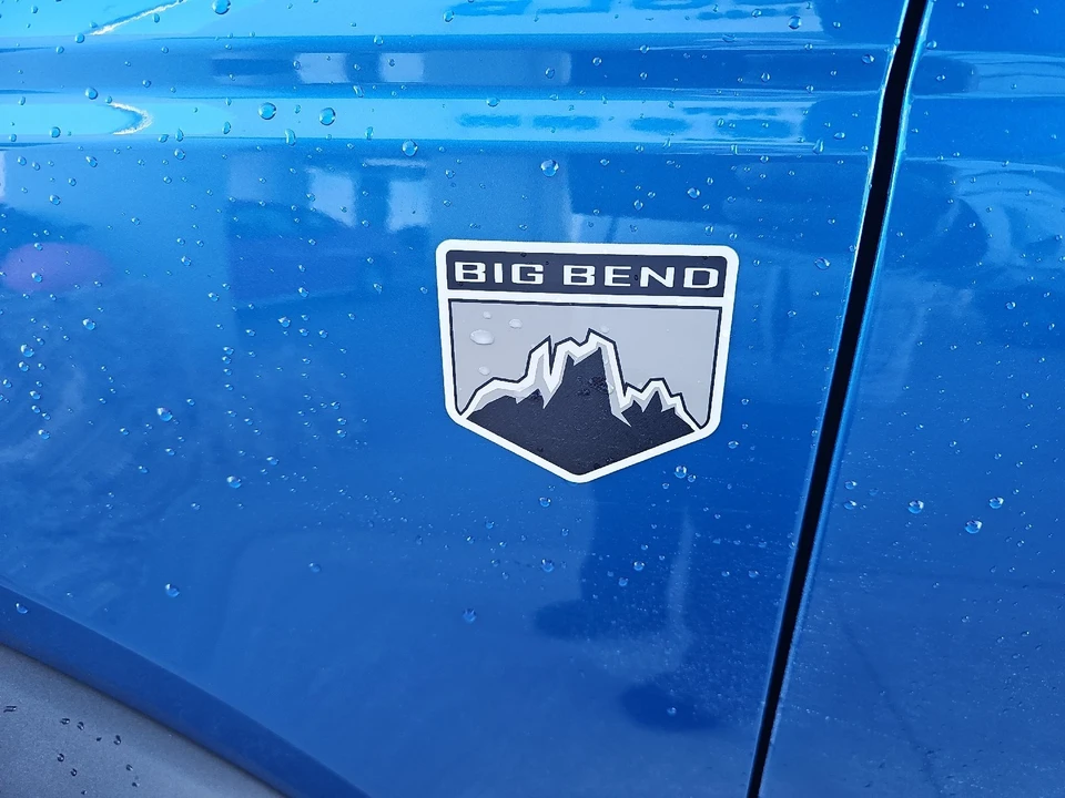 2025 Ford Bronco 6th Gen - Image 14 of 21