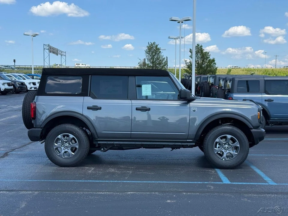 2025 Ford Bronco 6th Gen - Image 7 of 12