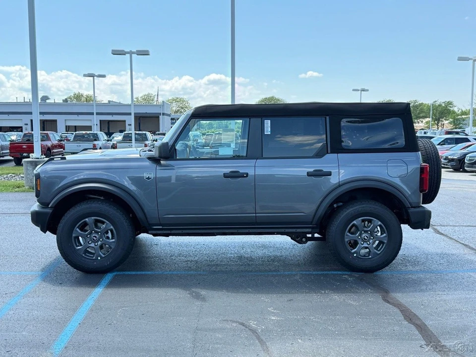 2025 Ford Bronco 6th Gen - Image 2 of 12