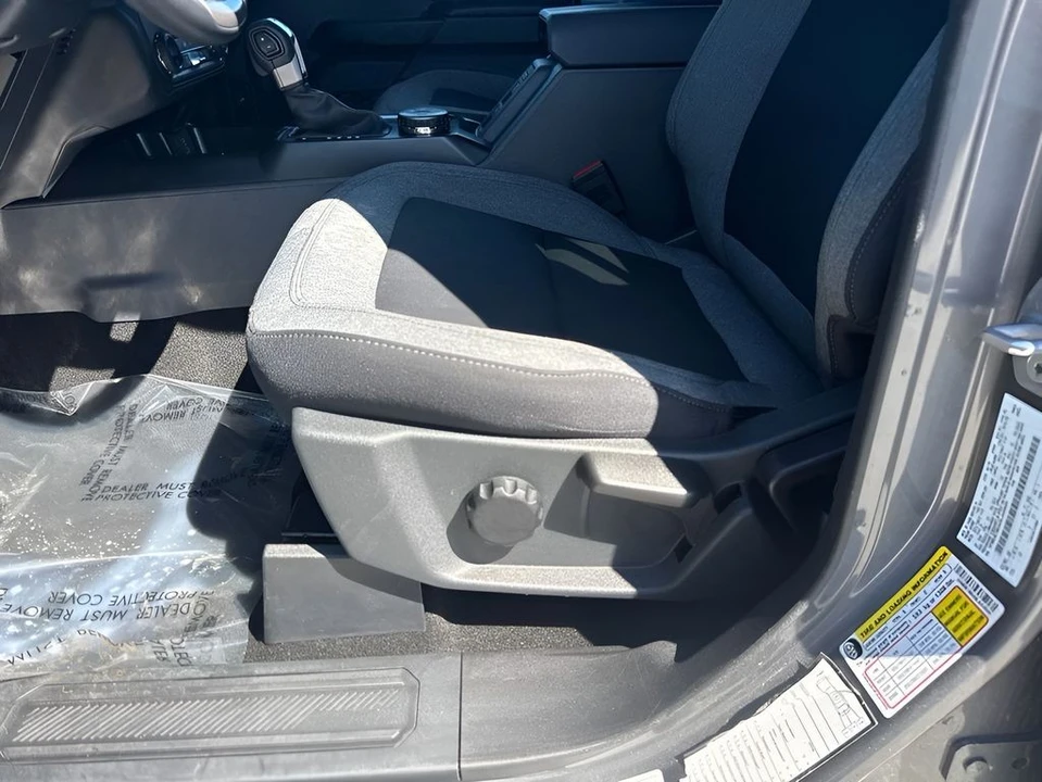2025 Ford Bronco 6th Gen - Image 9 of 31