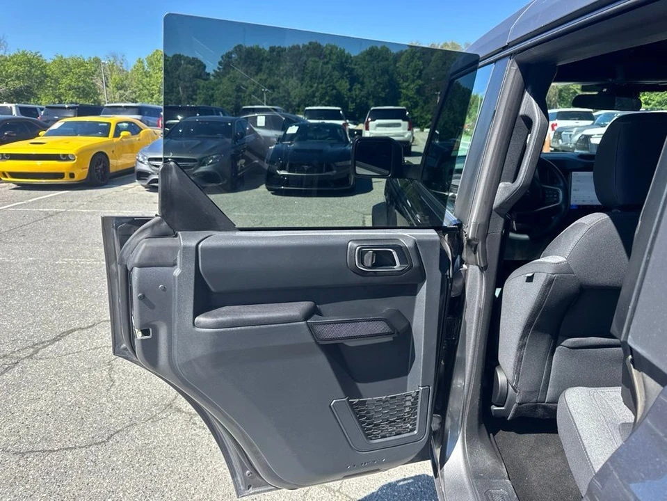 2025 Ford Bronco 6th Gen - Image 27 of 31