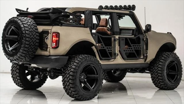 2025 Ford Bronco 6th Gen - Image 11 of 21
