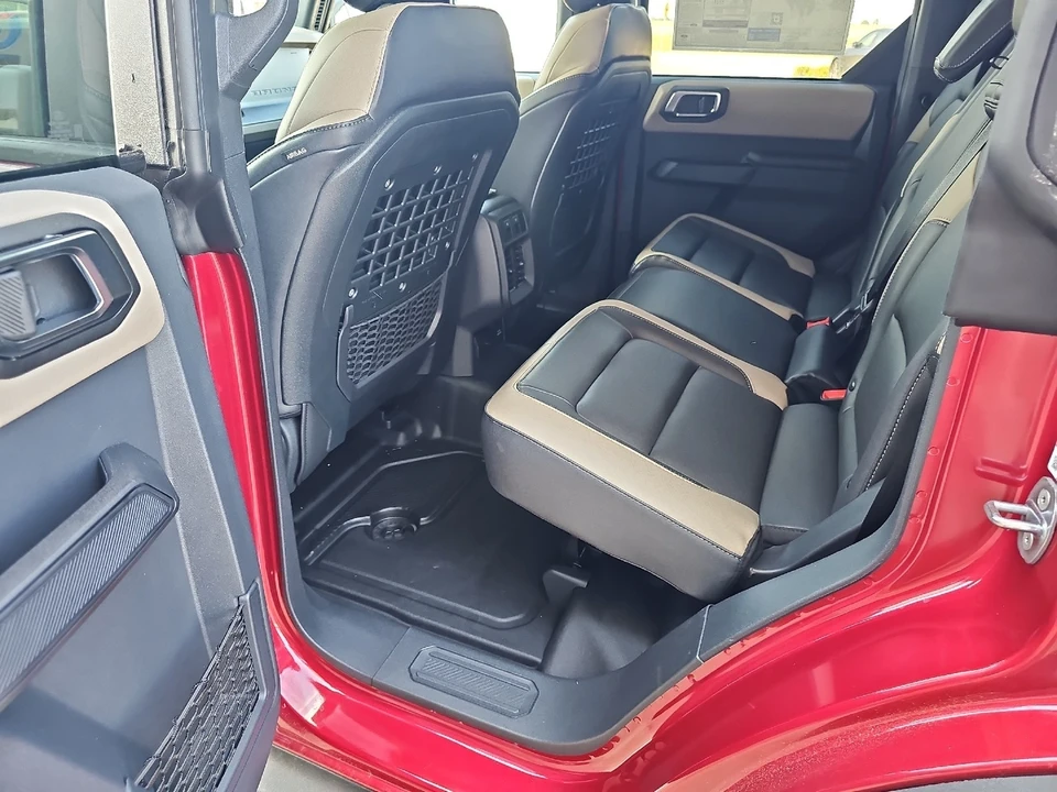 2025 Ford Bronco 6th Gen - Image 16 of 21