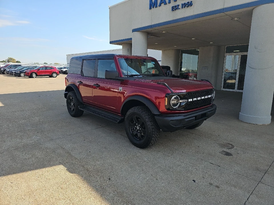2025 Ford Bronco 6th Gen - Image 2 of 21