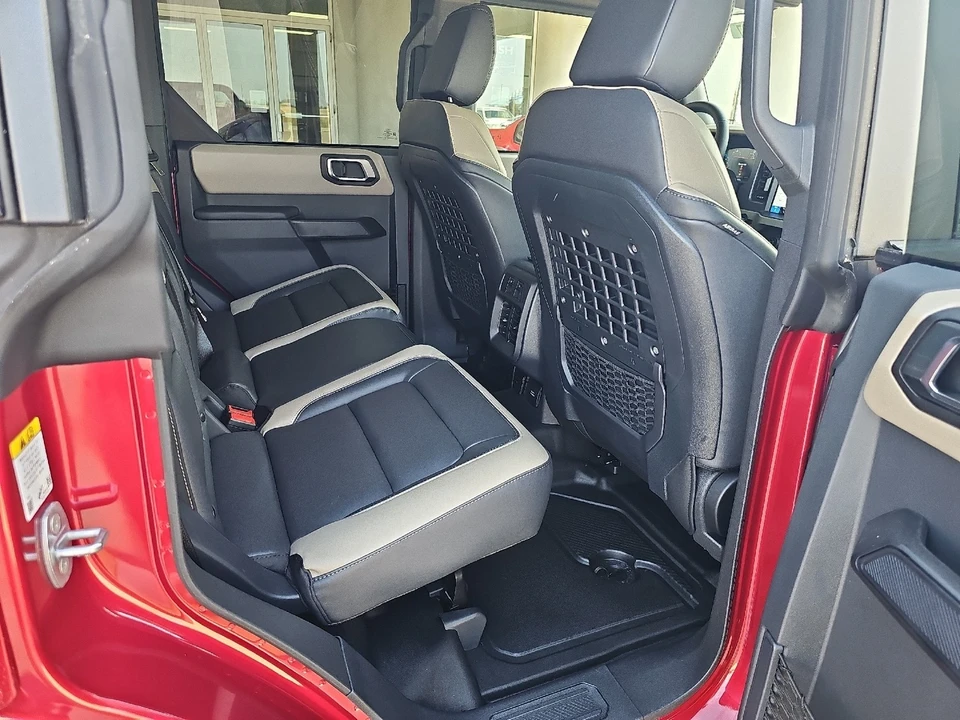 2025 Ford Bronco 6th Gen - Image 10 of 21