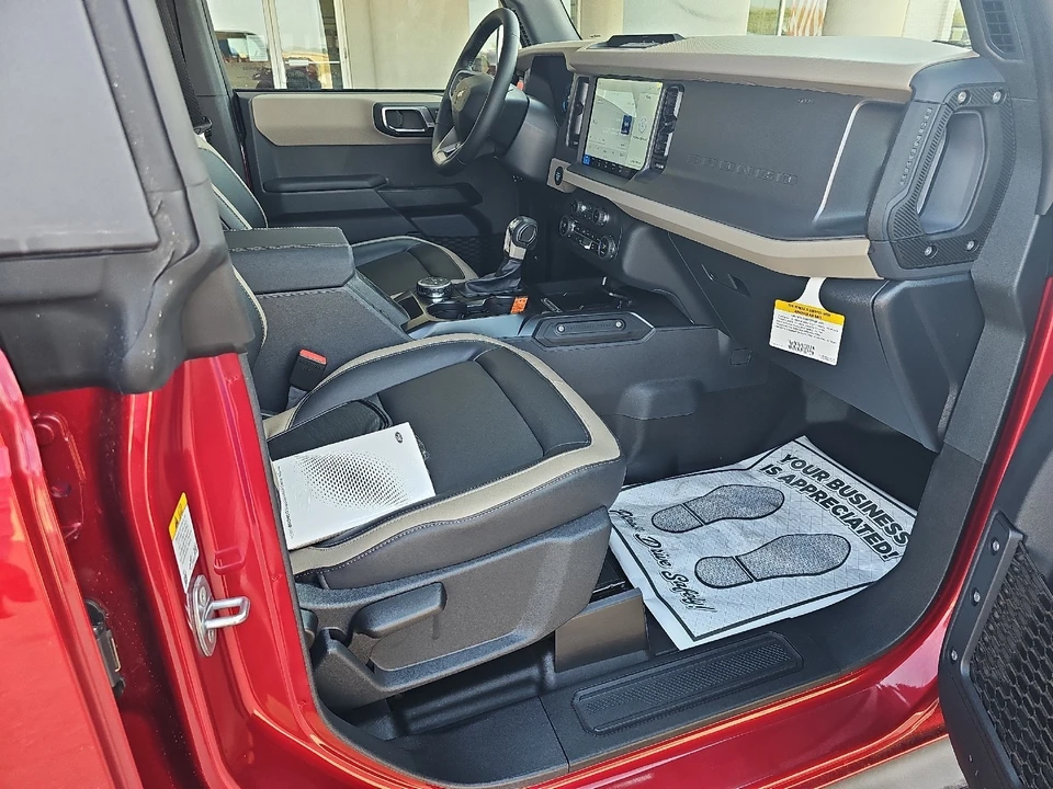 2025 Ford Bronco 6th Gen - Image 7 of 25