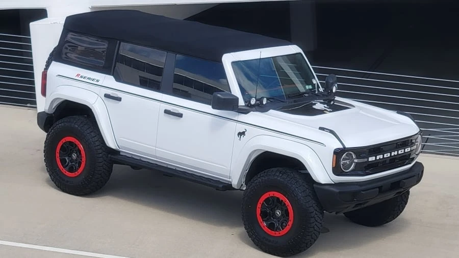2025 Ford Bronco 6th Gen - Image 4 of 21