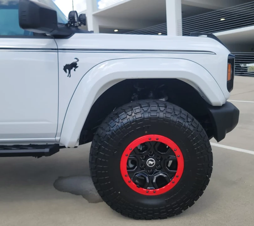 2025 Ford Bronco 6th Gen - Image 12 of 21