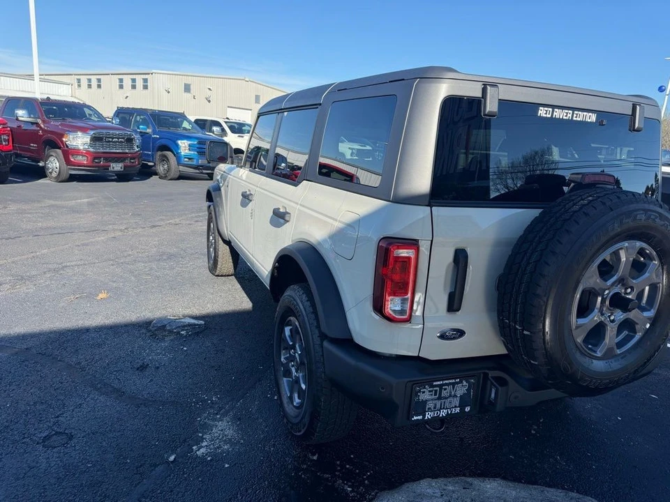 2025 Ford Bronco 6th Gen - Image 6 of 12