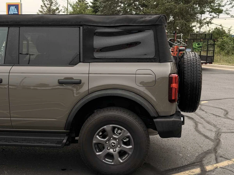 2025 Ford Bronco 6th Gen - Image 9 of 24