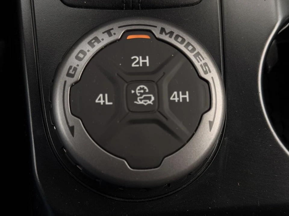 2025 Ford Bronco 6th Gen - Image 22 of 24