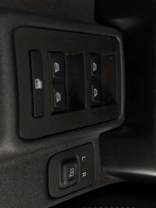 2025 Ford Bronco 6th Gen - Image 23 of 24