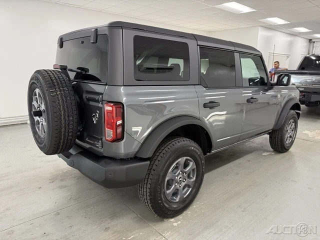 2025 Ford Bronco 6th Gen - Image 5 of 12
