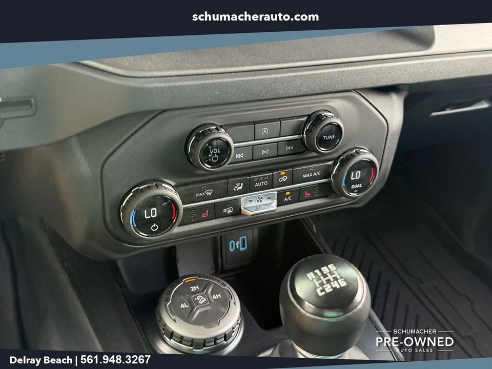2025 Ford Bronco 6th Gen - Image 20 of 24
