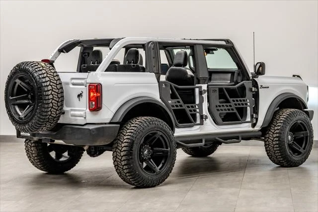 2025 Ford Bronco 6th Gen - Image 17 of 21