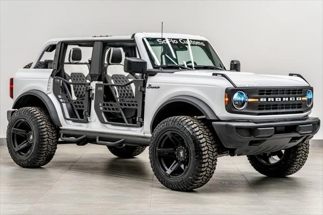 2025 Ford Bronco 6th Gen - Image 15 of 21